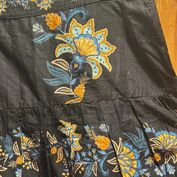 New FARM RIO mini floral garden skirt - Picture 2 of 7